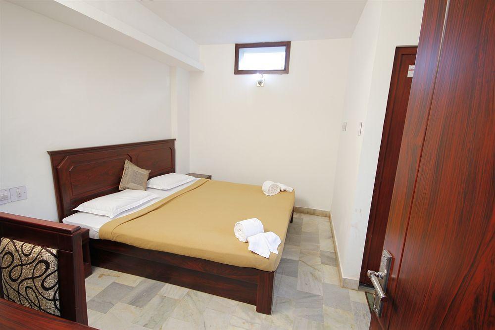 Hotel Park Avenue Kochi Eksteriør bilde