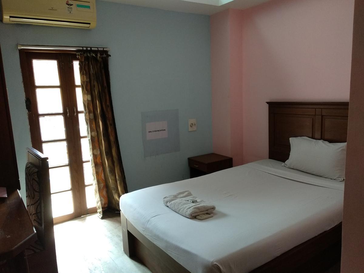 Hotel Park Avenue Kochi Eksteriør bilde