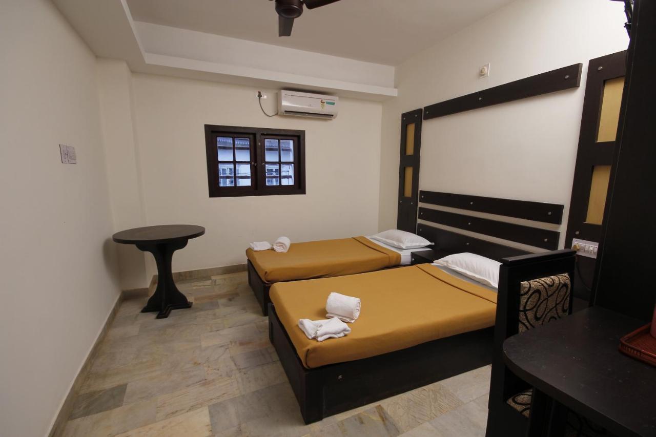 Hotel Park Avenue Kochi Eksteriør bilde