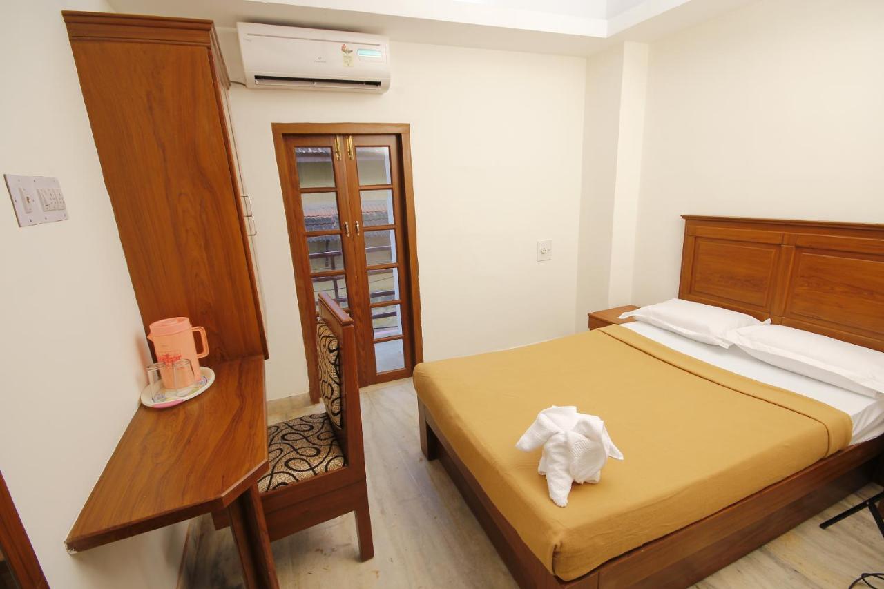 Hotel Park Avenue Kochi Eksteriør bilde